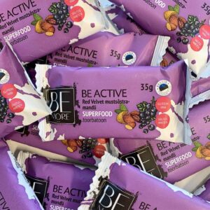 Be Active Red Velvet musta sõstra-mandli toorbatoon - 16tk